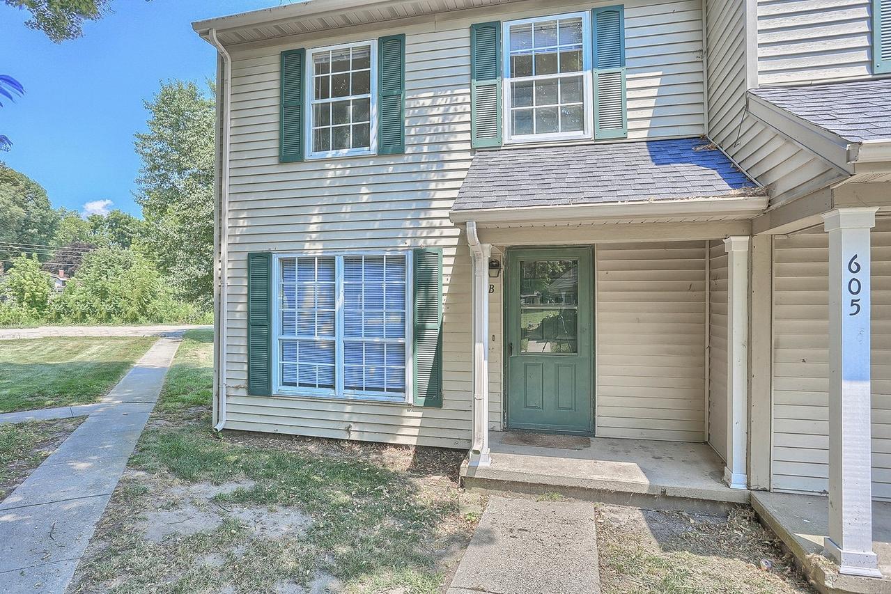 605 English Creek Ct. #B, Champaign, IL 61821