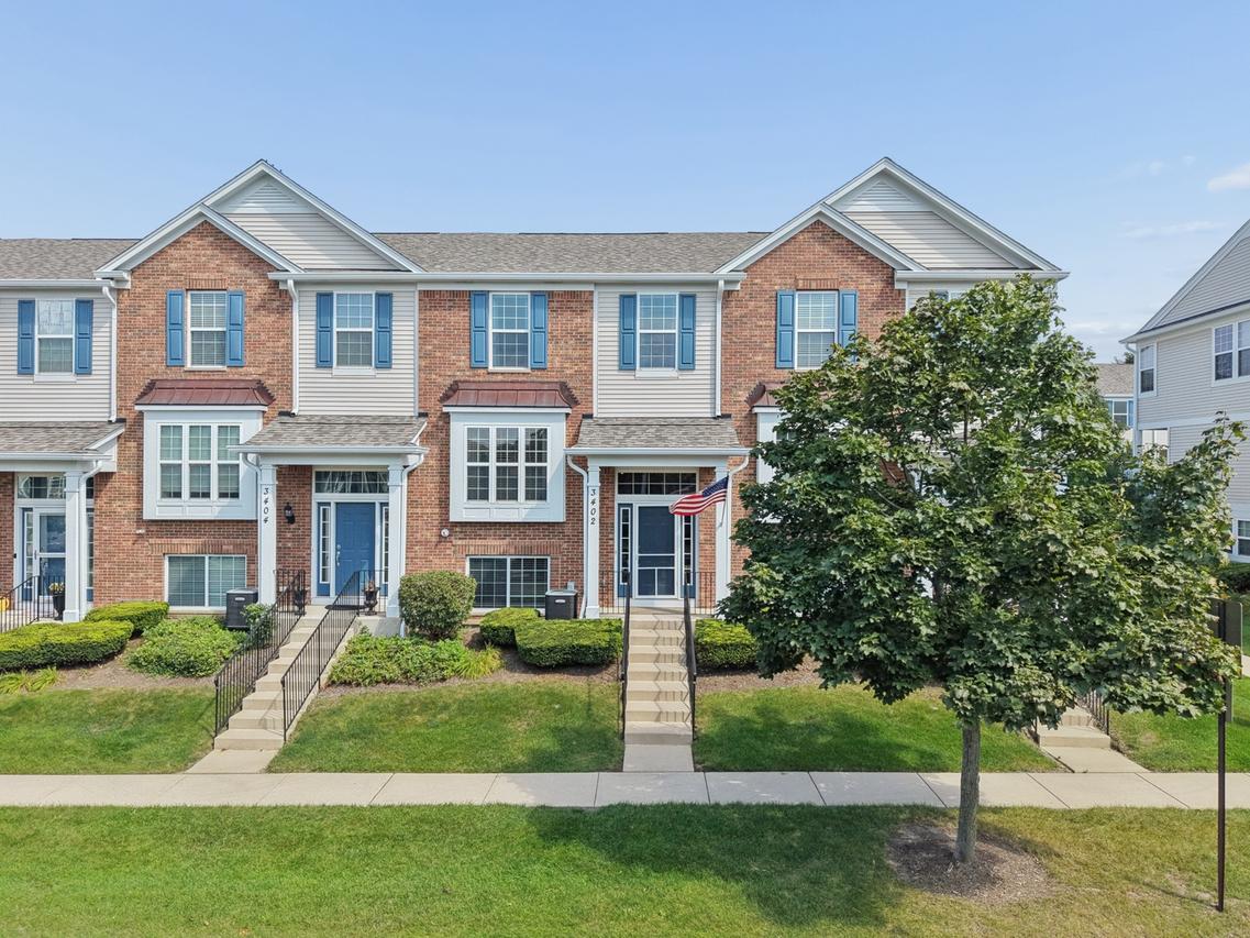 3402 Neubauer Cir., Lindenhurst, IL 60046