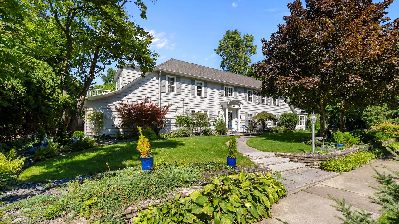 195 Maple Hill Rd., Glencoe, IL 60022