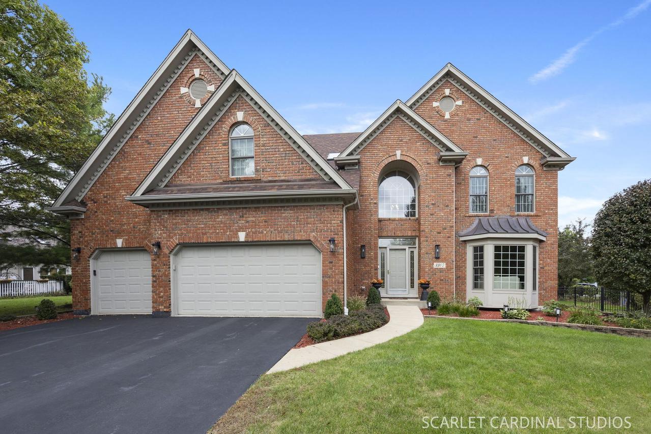 3307 Grassmere Rd., Naperville, IL 60564