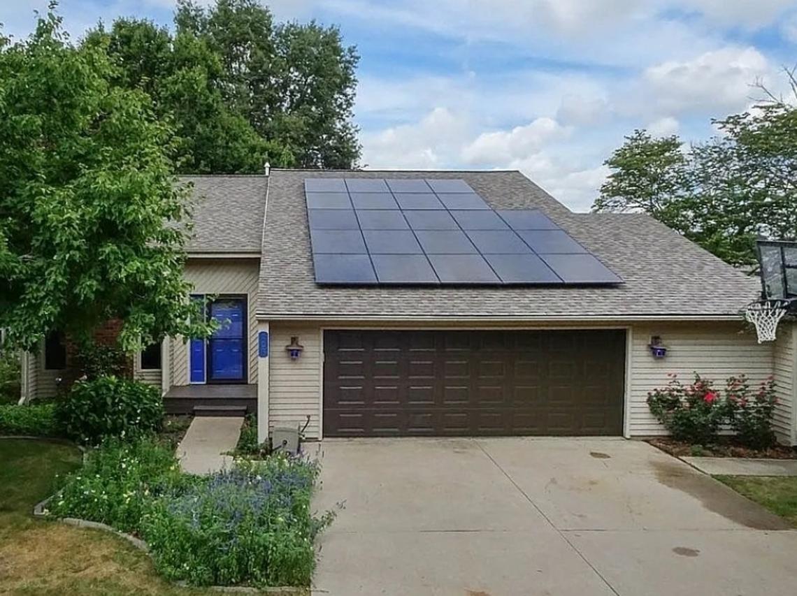 105 Buttercup Way, Bloomington, IL 61704