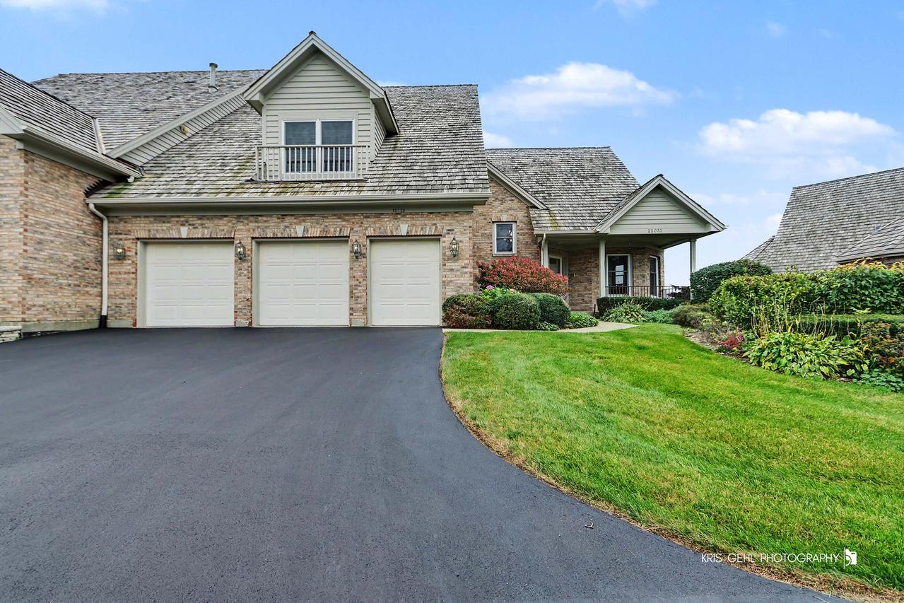 22033 W Vernon Ridge Dr., Mundelein, IL 60060