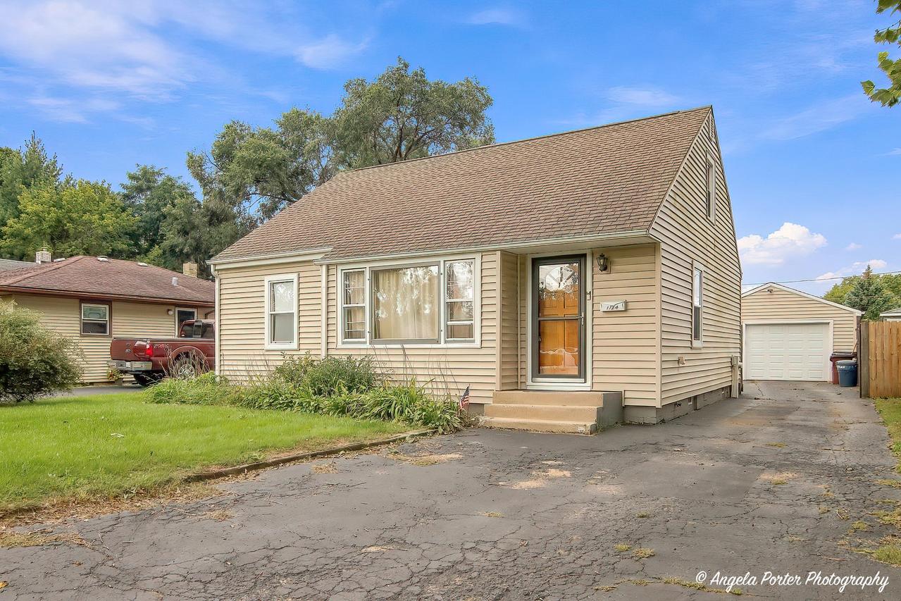 1124 Fulton Ave., Winthrop Harbor, IL 60096
