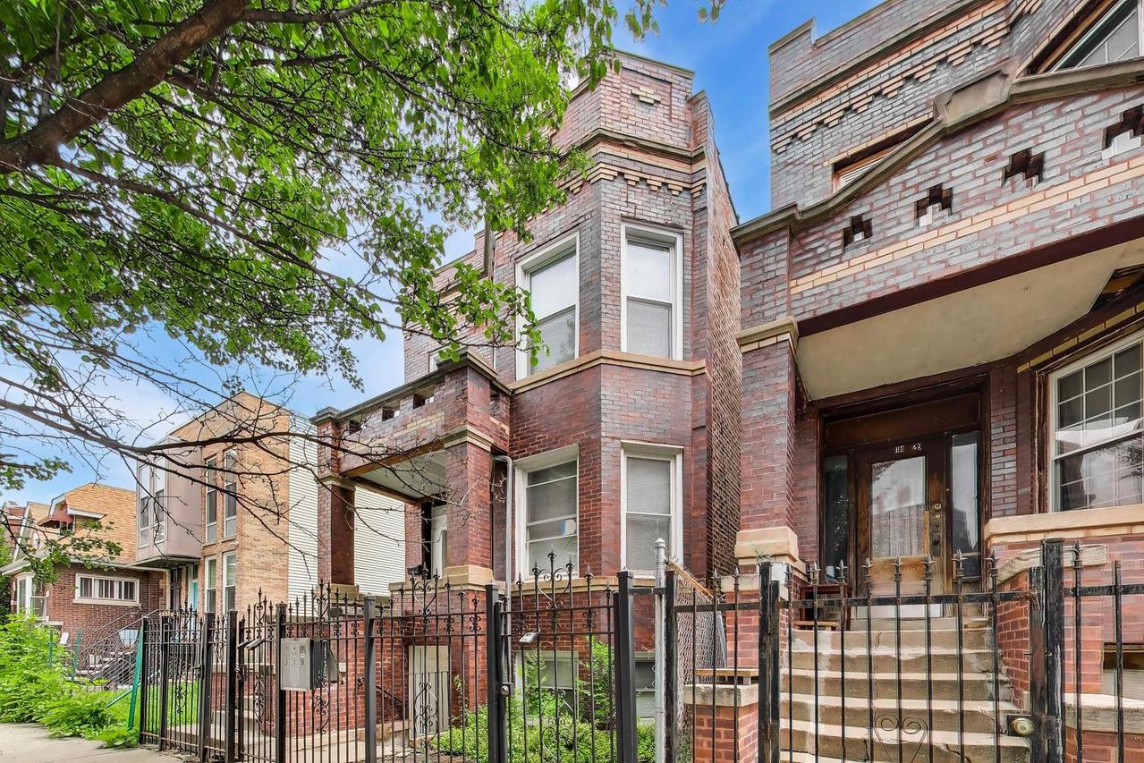 1431 N Springfield Ave., Chicago, IL 60651