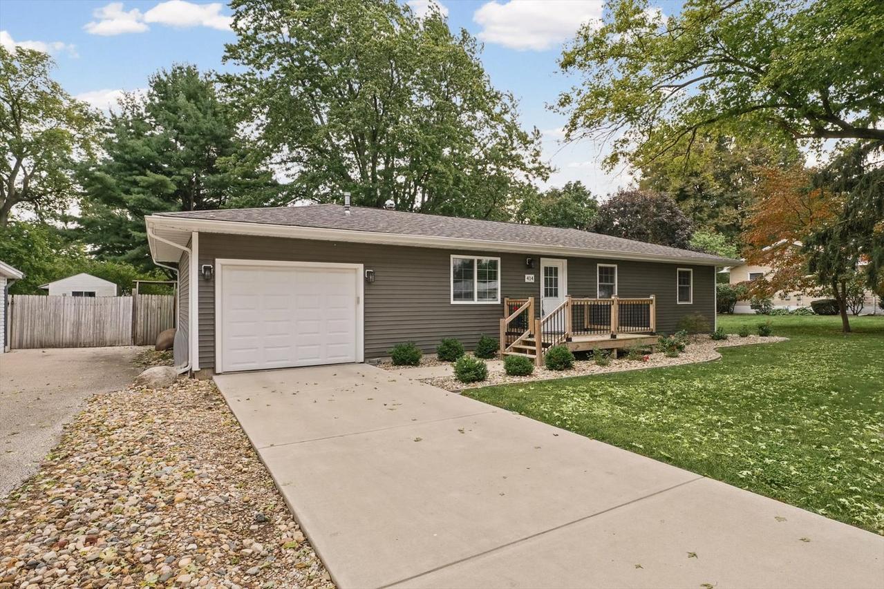 414 S Washington St., Cerro Gordo, IL 61818