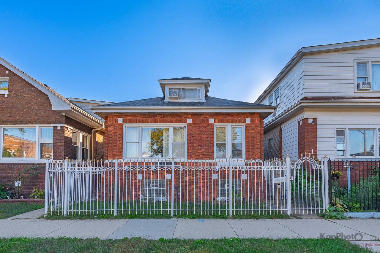 6123 S Washtenaw Ave., Chicago, IL 60629
