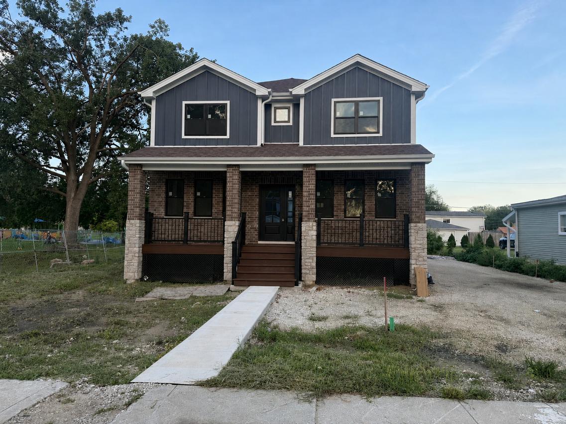 9941 Melvina Ave., Oak Lawn, IL 60453