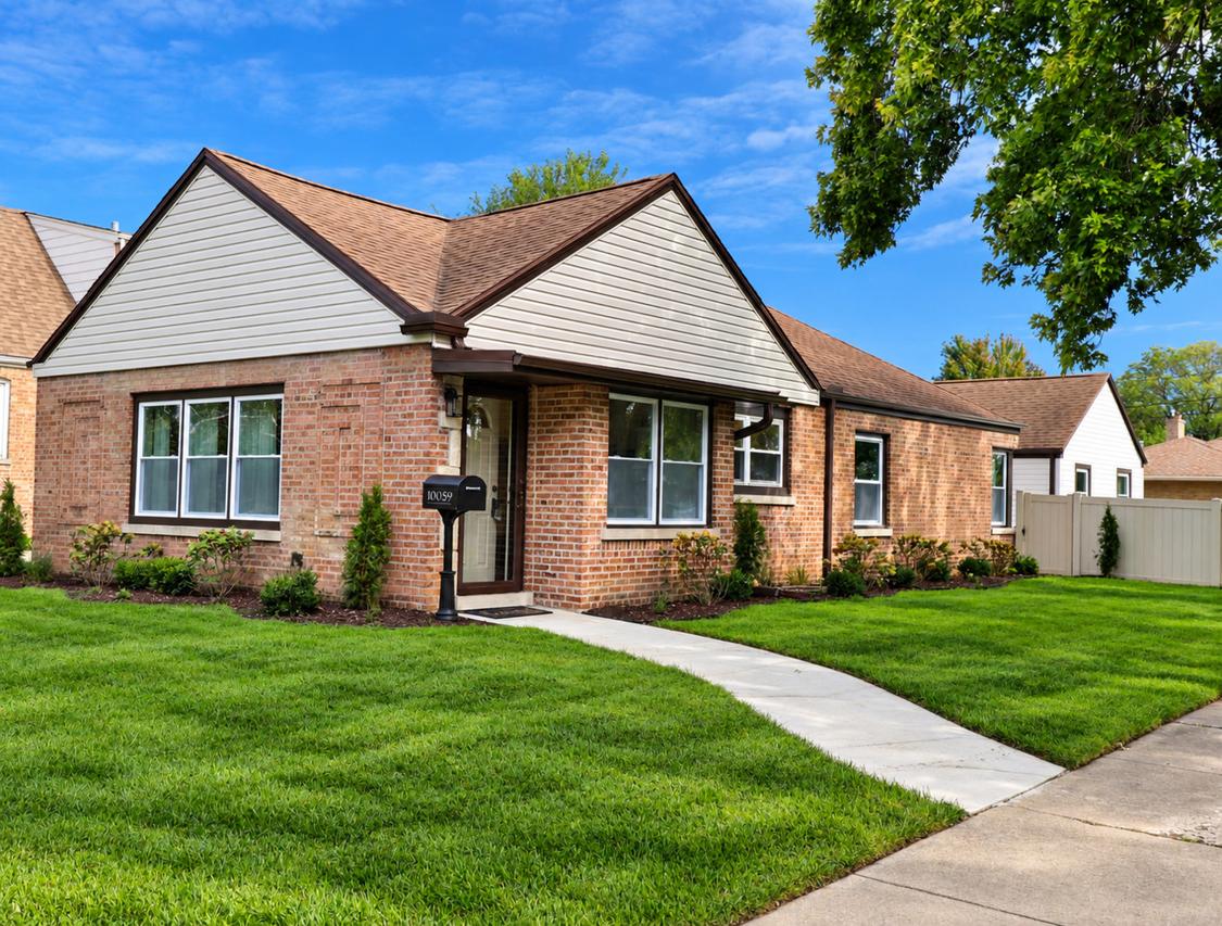 10059 S Spaulding Ave., Evergreen Park, IL 60805