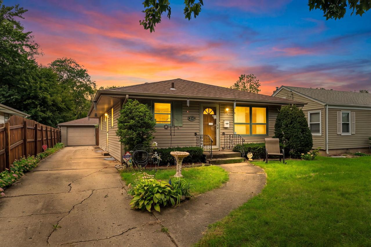 3042 Huffman Blvd., Rockford, IL 61103