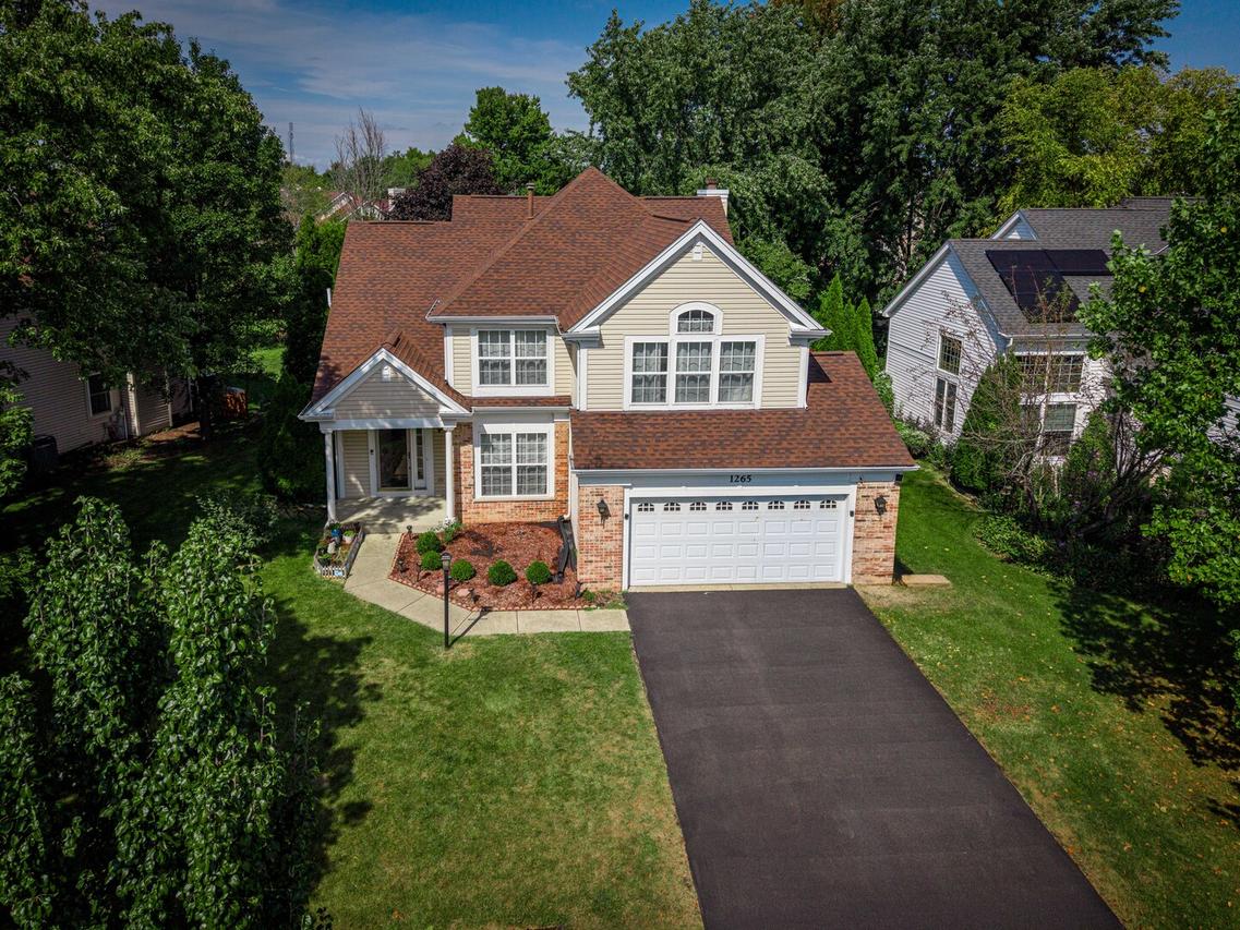 1265 Dunbarton Dr., Aurora, IL 60502