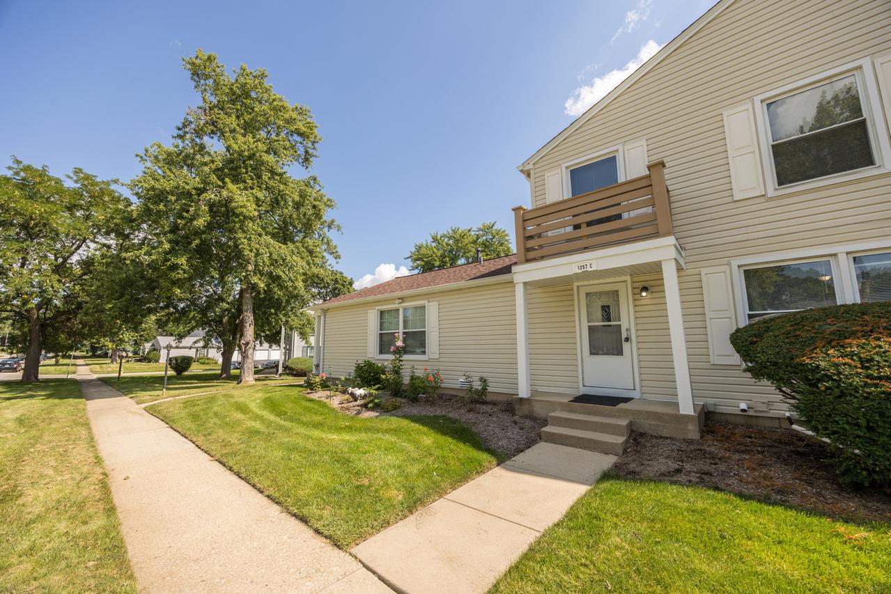 1257 Pearl Ave. #C, Glendale Heights, IL 60139