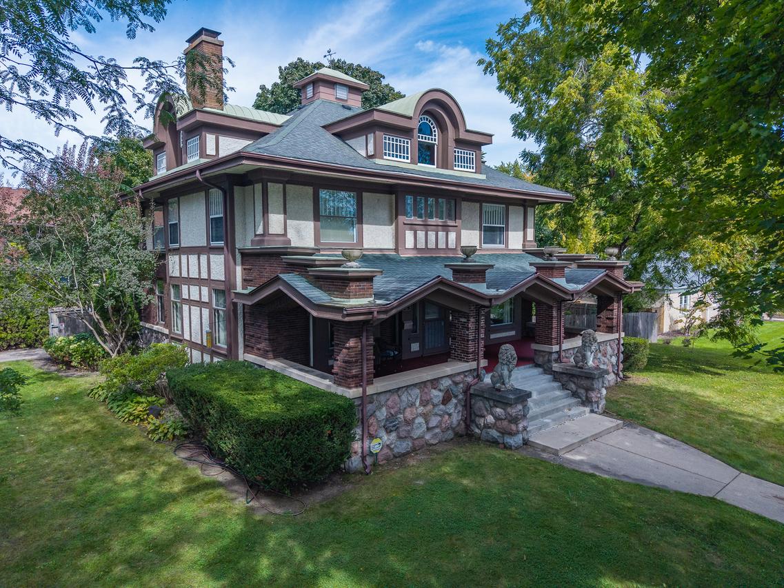 200 Church St., Harvard, IL 60033