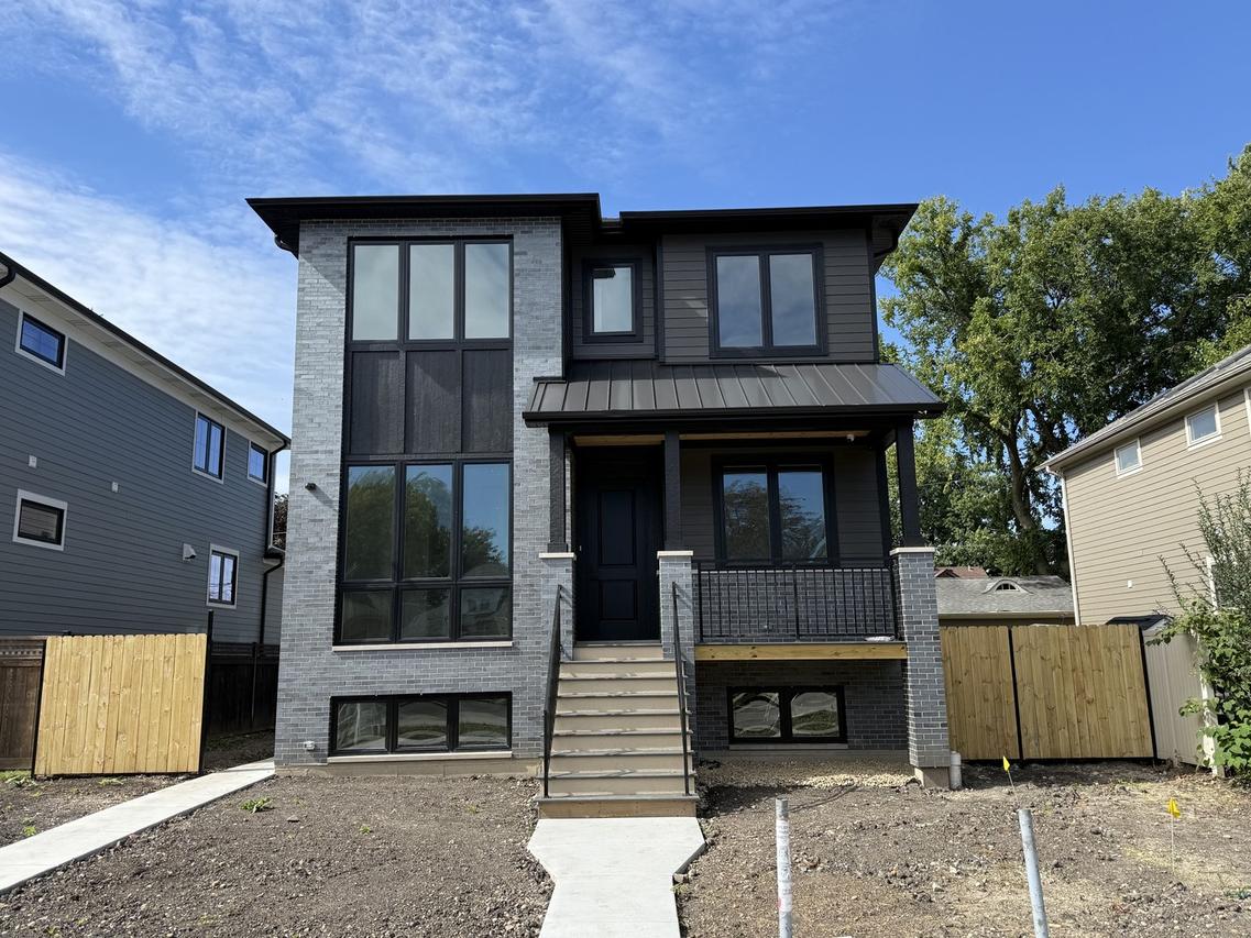 6708 N Olympia Ave., Chicago, IL 60631