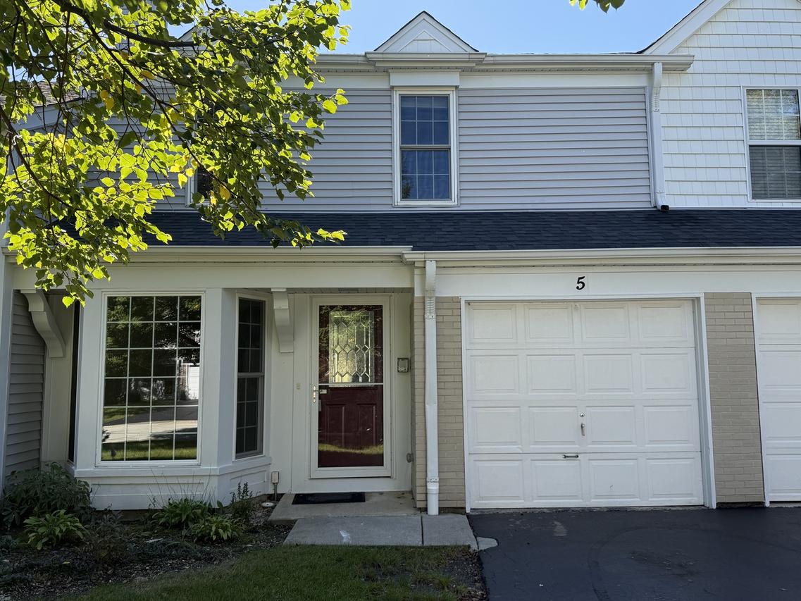 5 Marion Ln., Streamwood, IL 60107