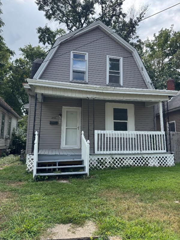 2106 W Millman St., Peoria, IL 61605