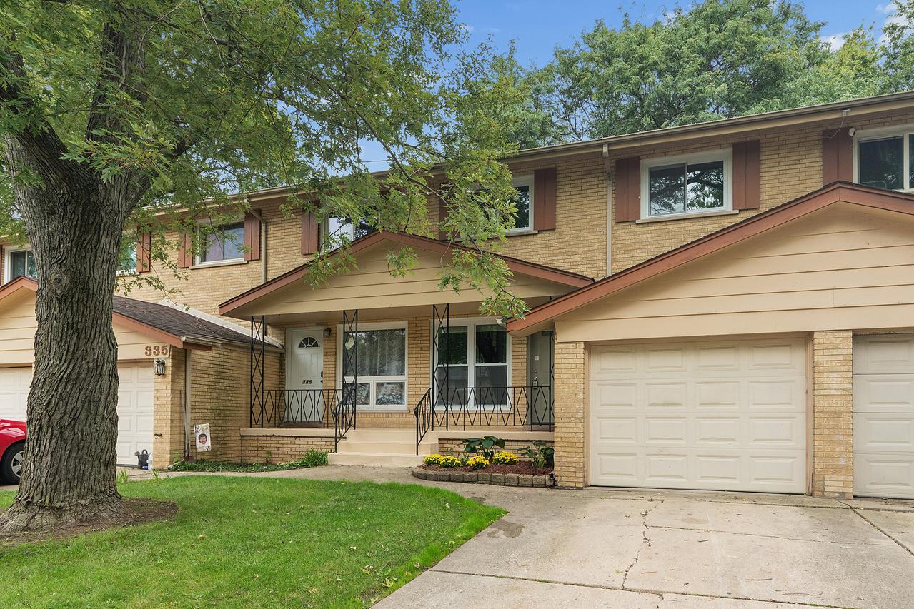 337 Sunset Tr., New Lenox, IL 60451