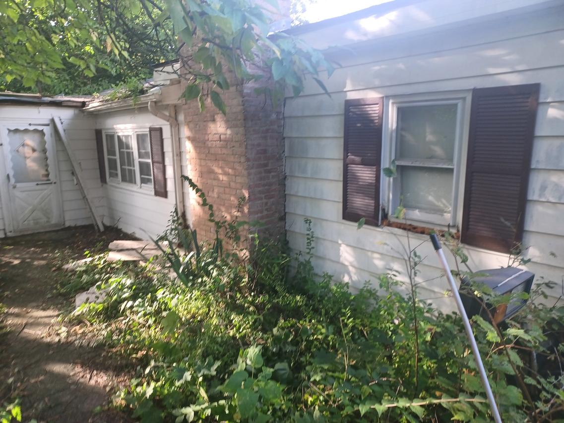 8014 E Maplewood Dr., Wonder Lake, IL 60097