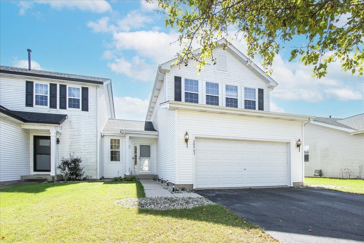 28903 Bayberry Ct., Lakemoor, IL 60051