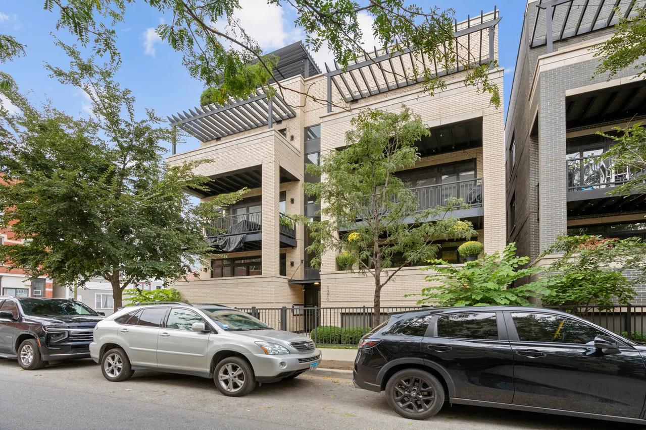 1370 W Walton St. #1E, Chicago, IL 60642