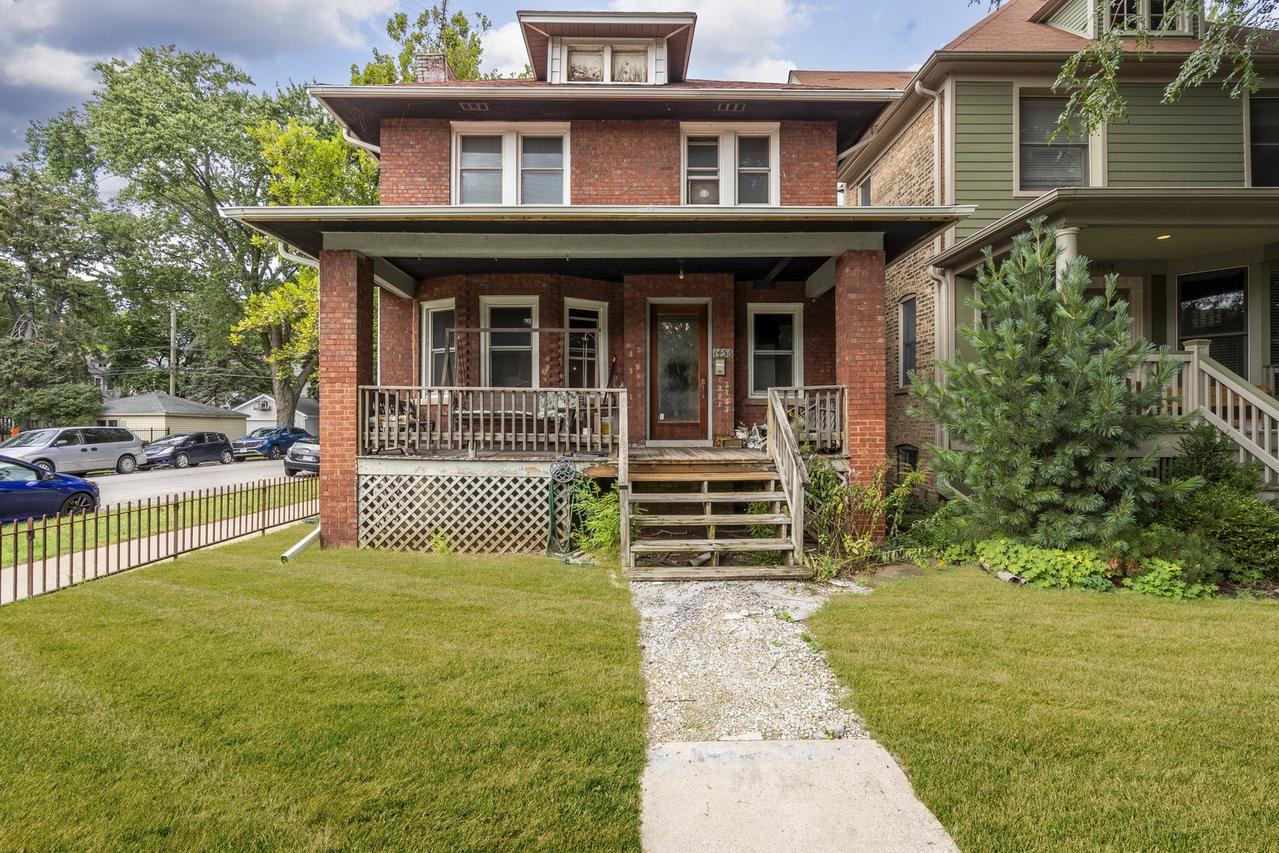 [Address Hidden by Seller], Chicago, IL 60660