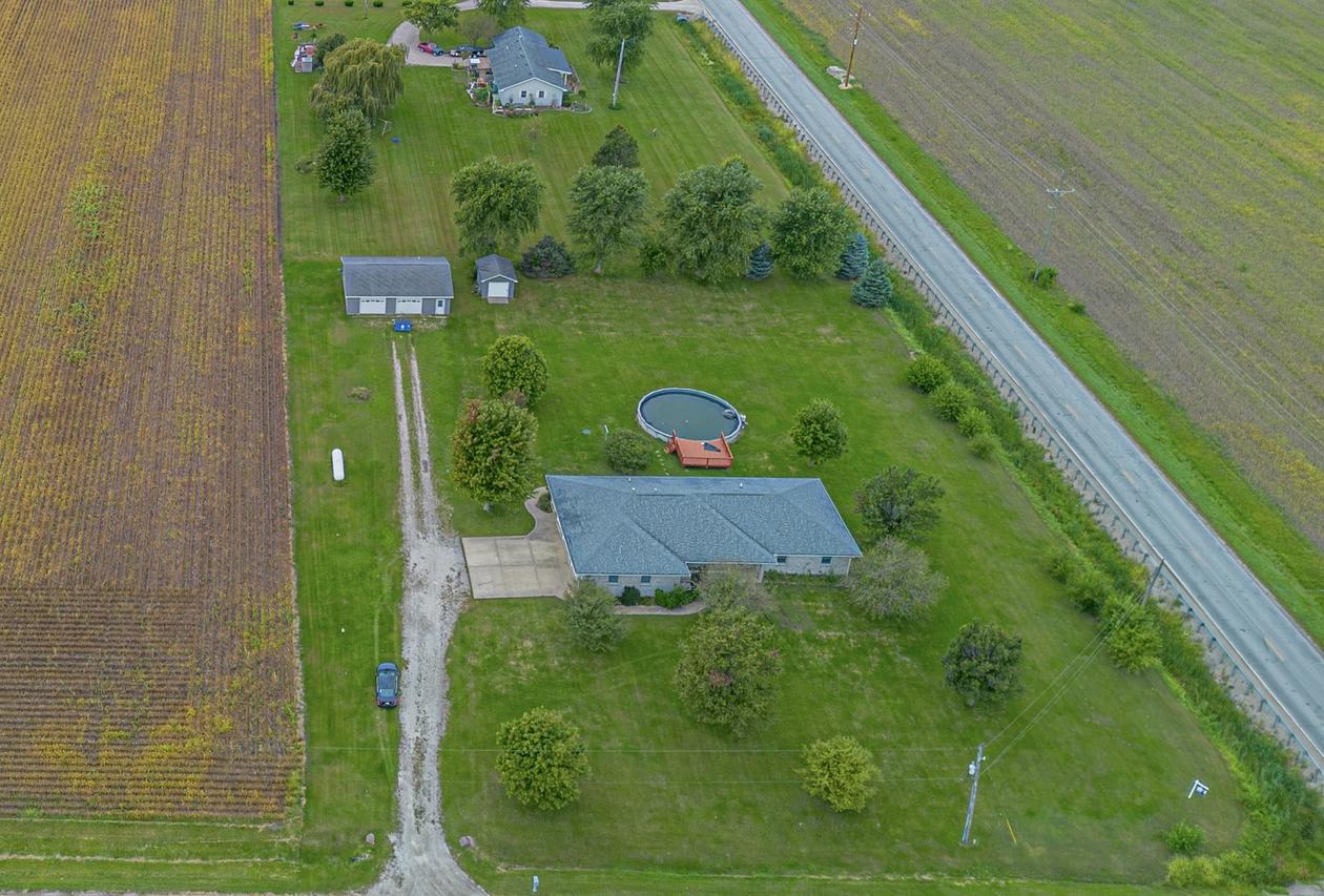 2035 S Berta Rd., Braceville, IL 60407