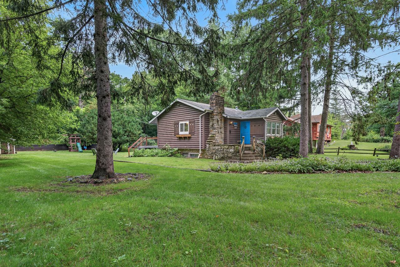 27686 W Rowe Ave., Spring Grove, IL 60081
