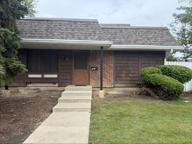 5560 Court F, Hanover Park, IL 60133