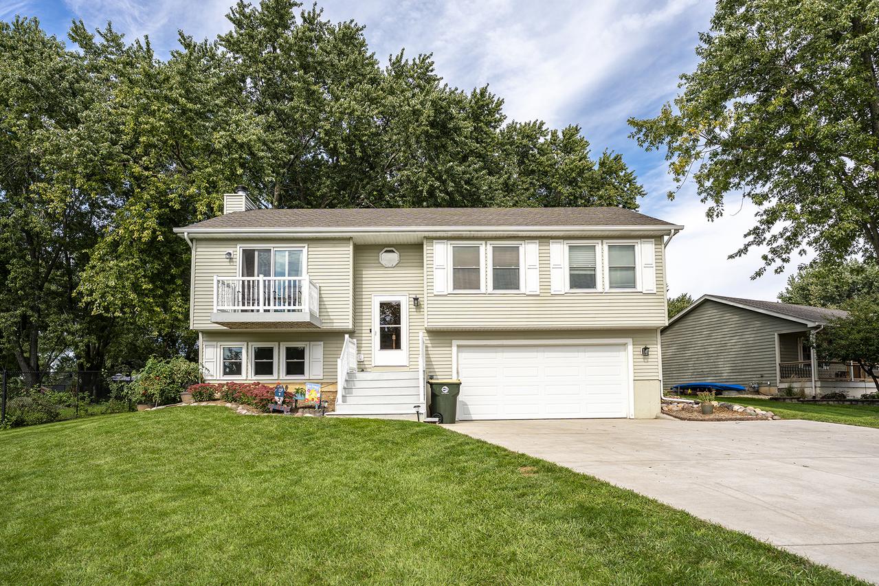 526 Carolyn Ln., Lake Holiday, IL 60552