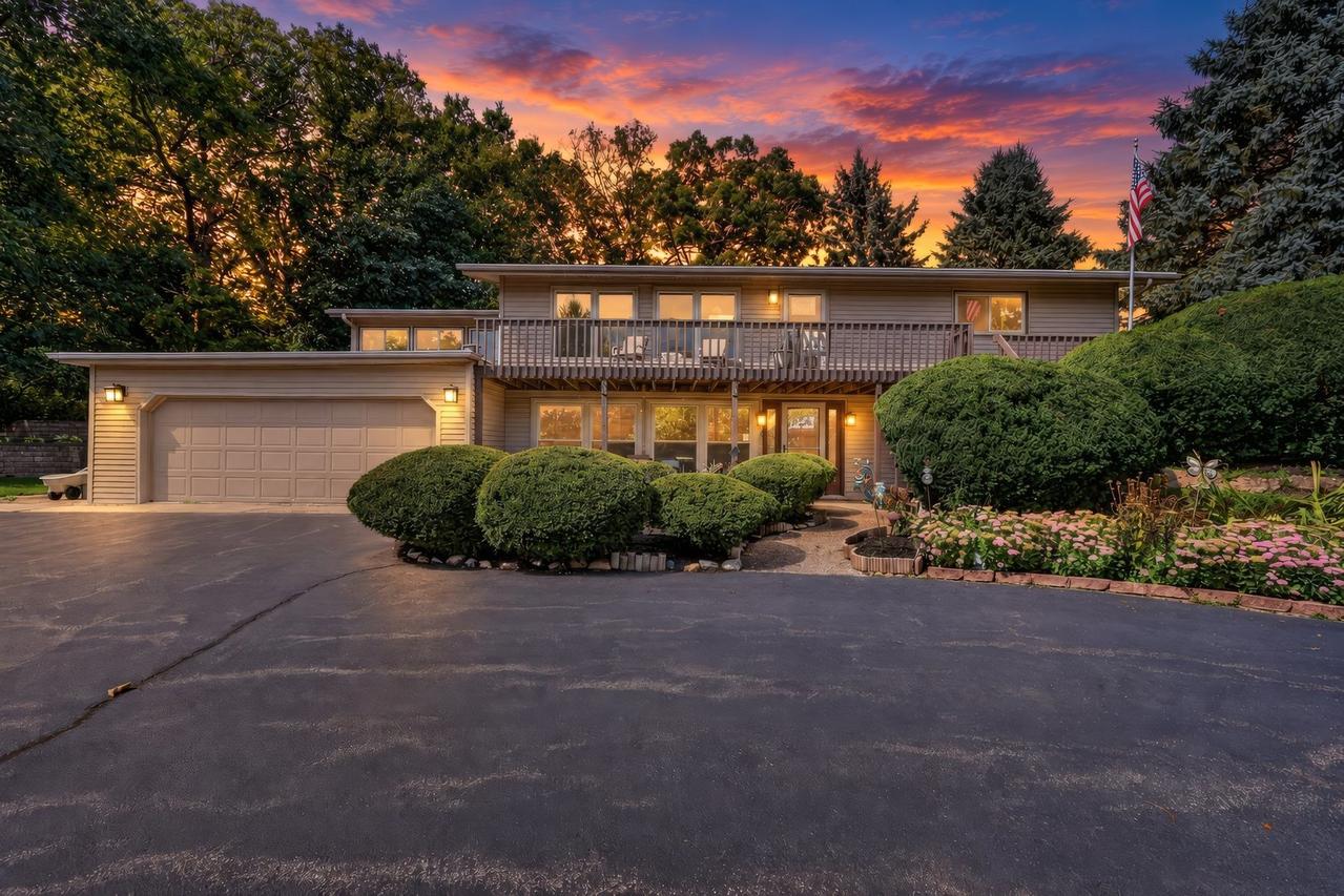 5751 Heatherwood Ln., Rockford, IL 61109