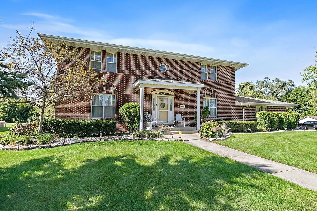 15410 Leclaire Ave., Oak Forest, IL 60452