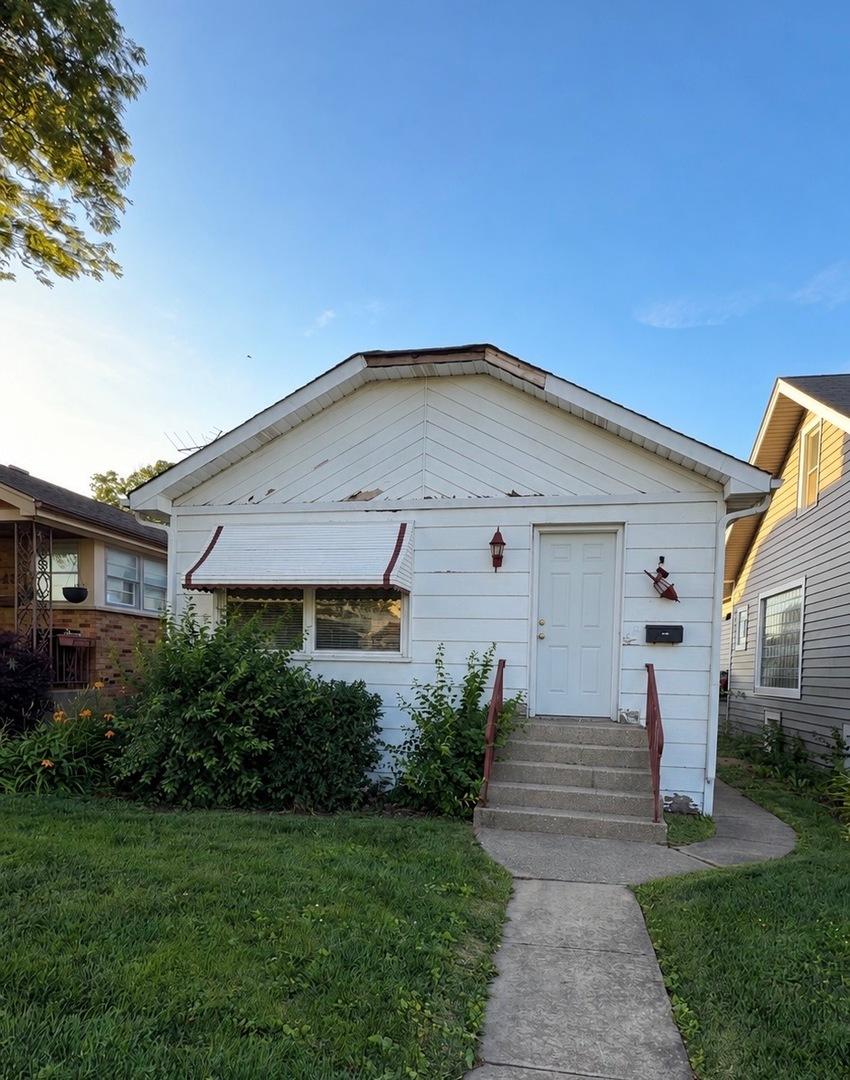 8636 Palmer St., River Grove, IL 60171