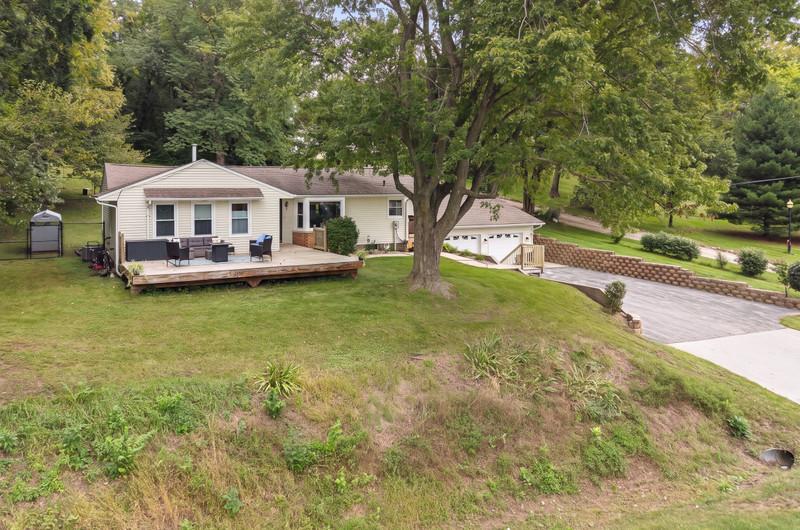1210 N High St., Port Byron, IL 61275