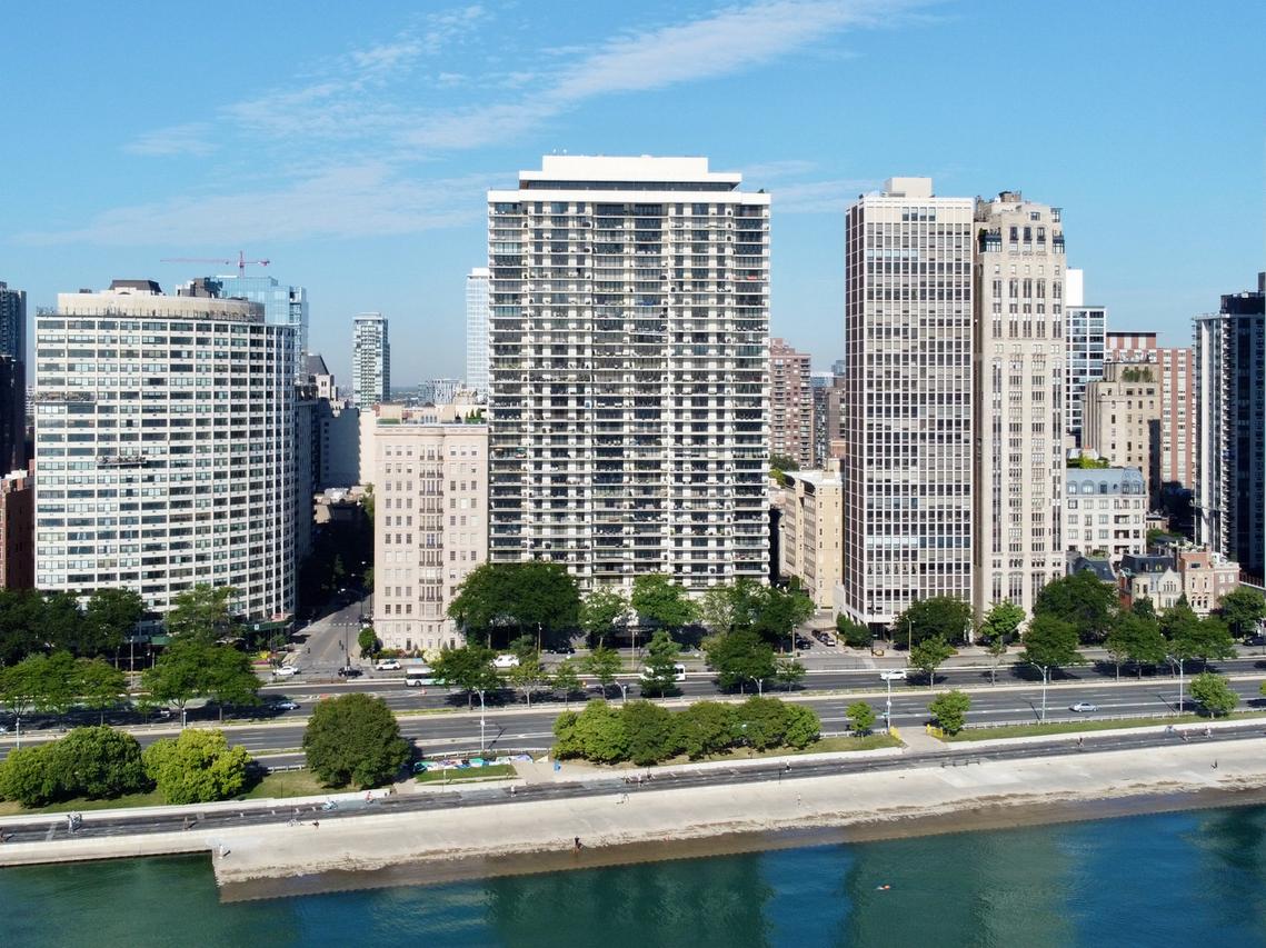 1212 N Lake Shore Dr. #15BS, Chicago, IL 60610
