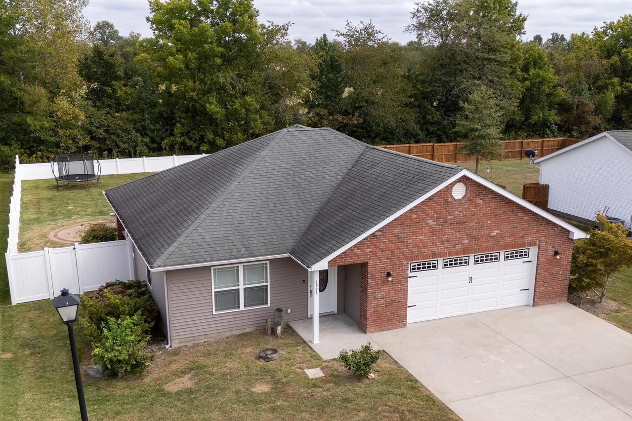 1505 Dew Drop Dr., Marion, IL 62959