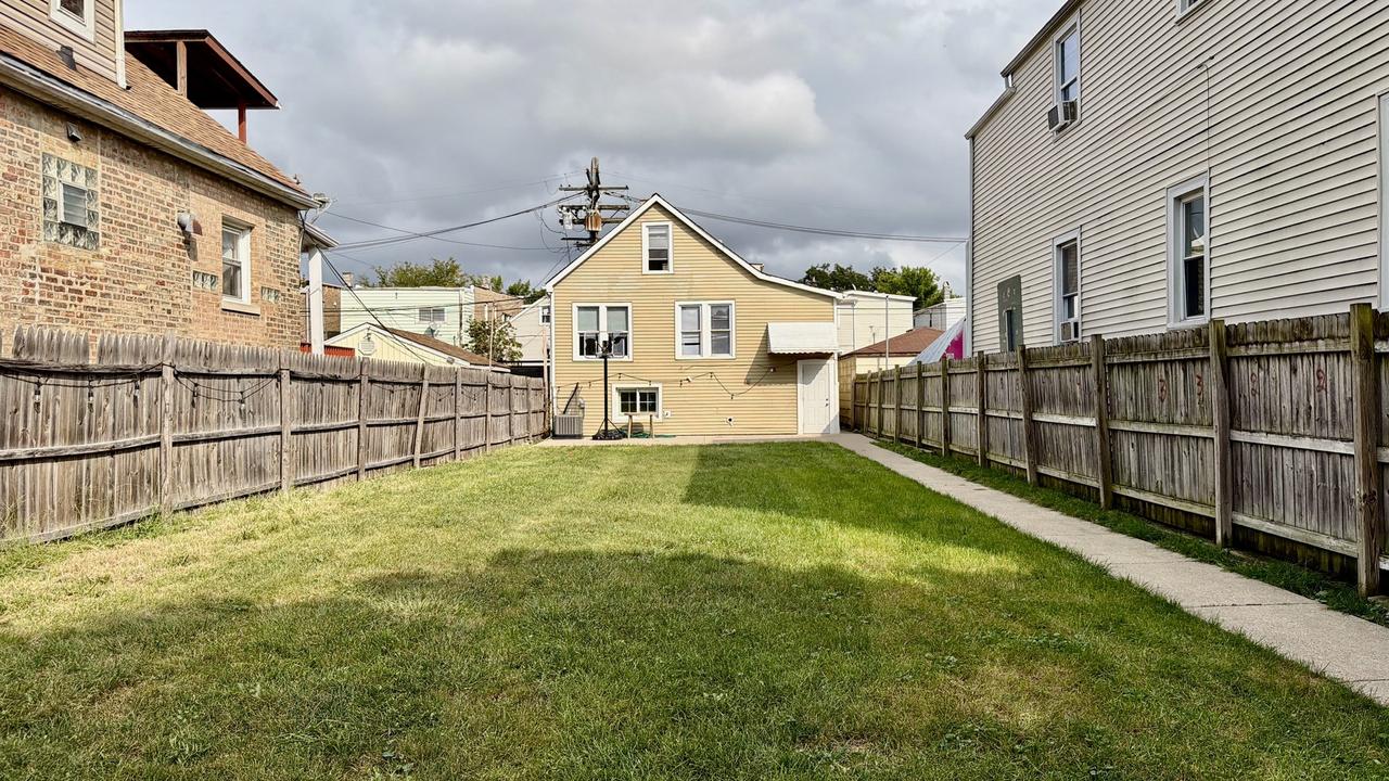 2329 N Mcvicker Ave., Chicago, IL 60639