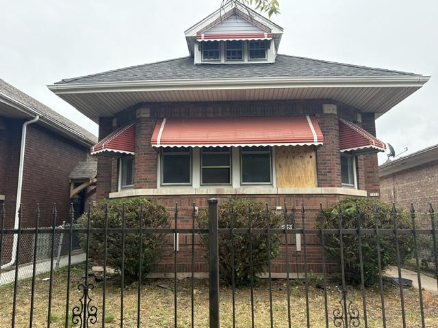 7553 S Paulina St., Chicago, IL 60620