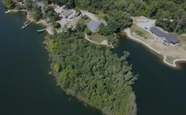 202 Maple Leaf Trail Point, Danville, IL 61834