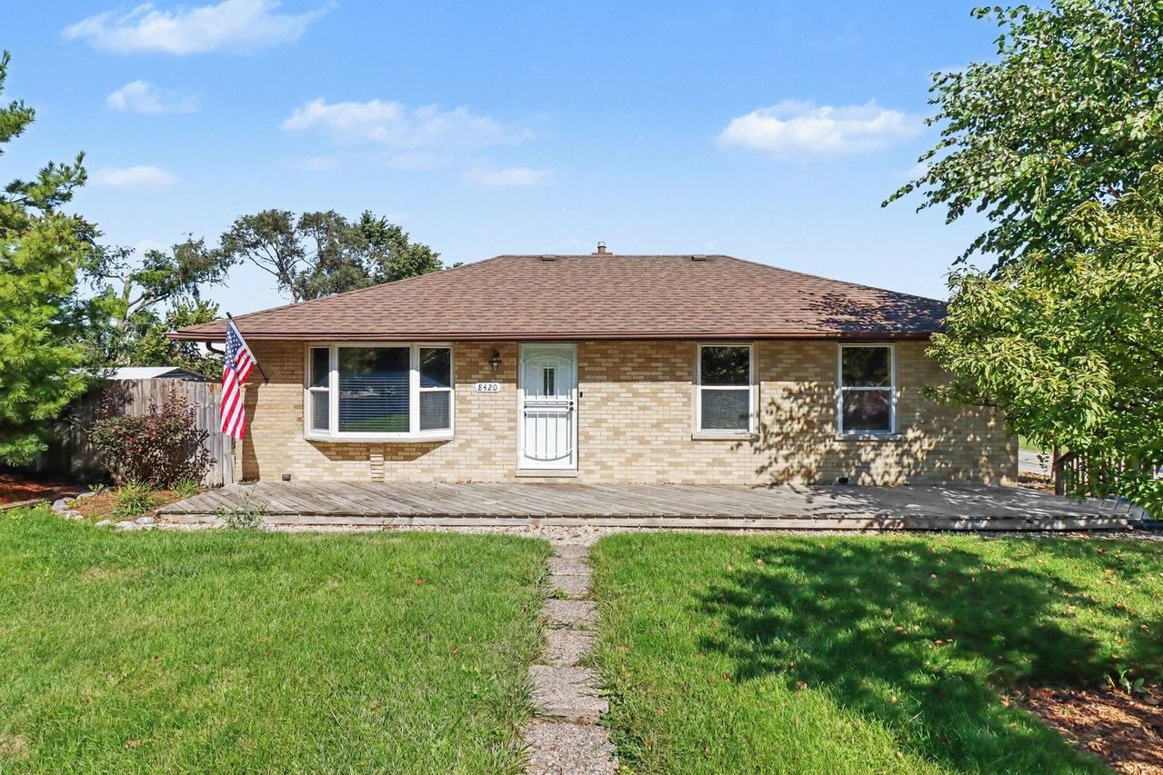 8420 W 83rd St., Justice, IL 60458