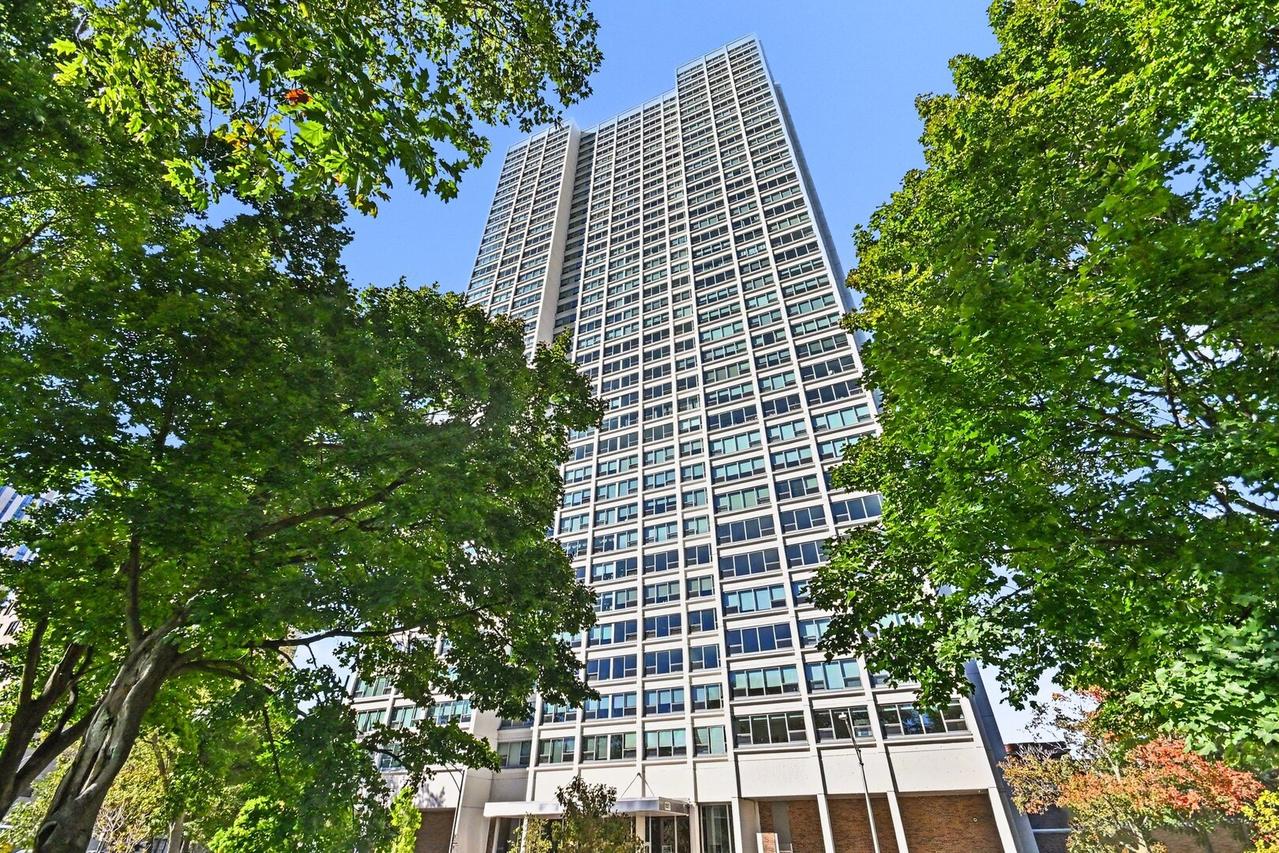 1700 E 56th St. #606, Chicago, IL 60637