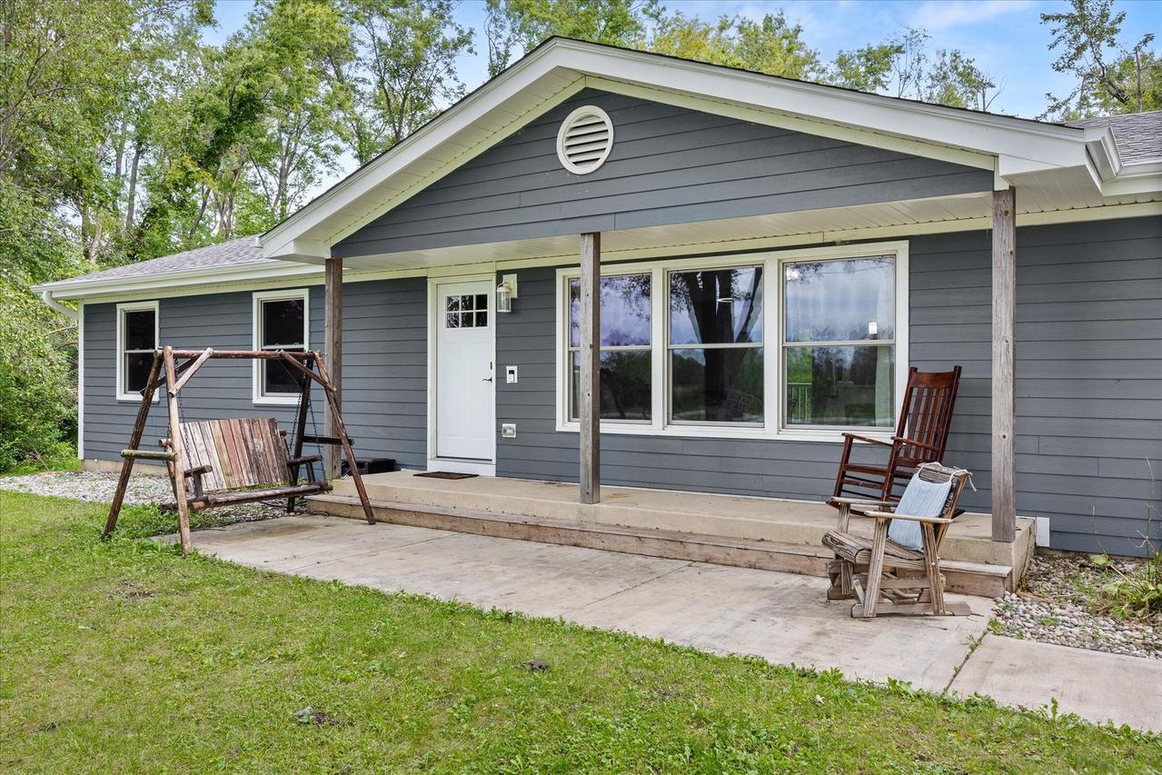 1625 S Sangamon St., Crete, IL 60417