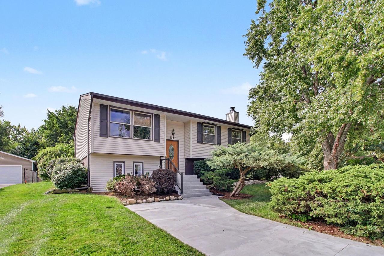 [Address Hidden by Seller], Schaumburg, IL 60193