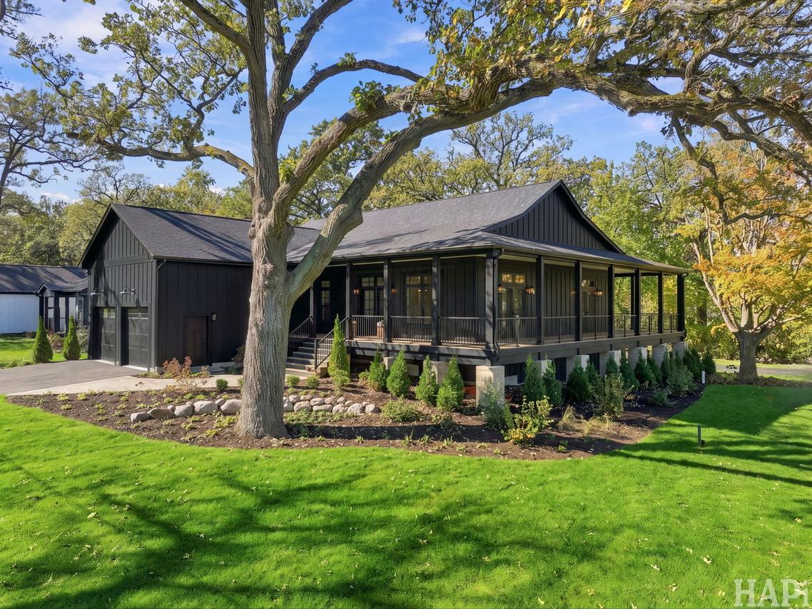 3103 Riverstream Dr., Mchenry, IL 60050