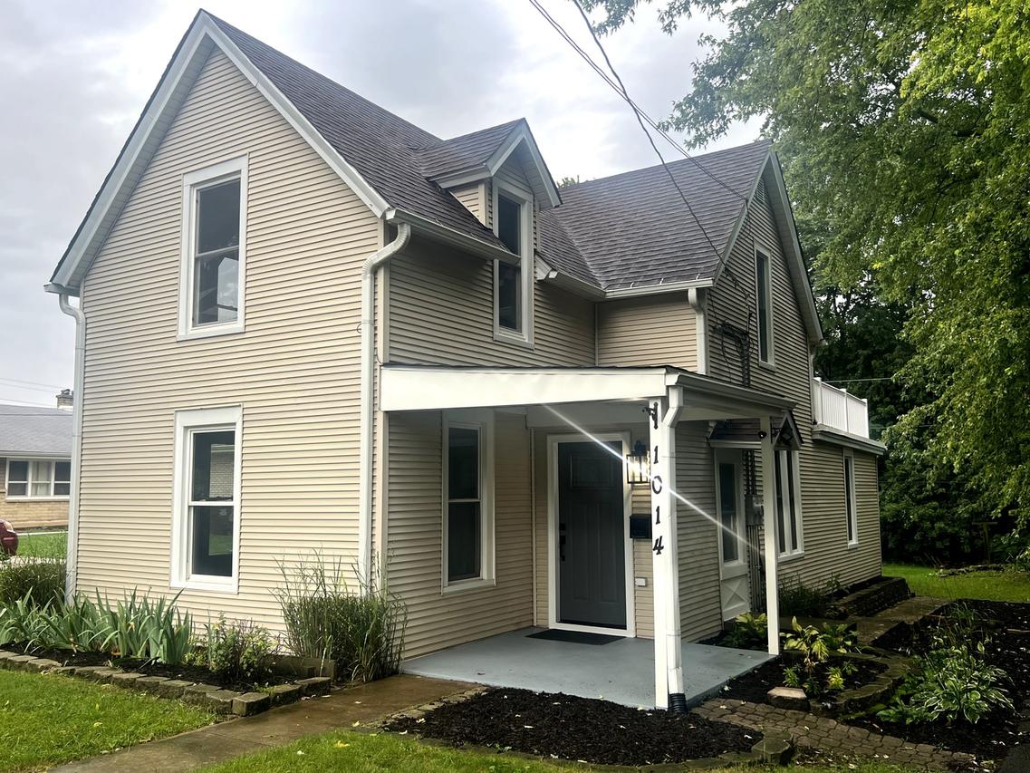 1014 22nd St., Rockford, IL 61108