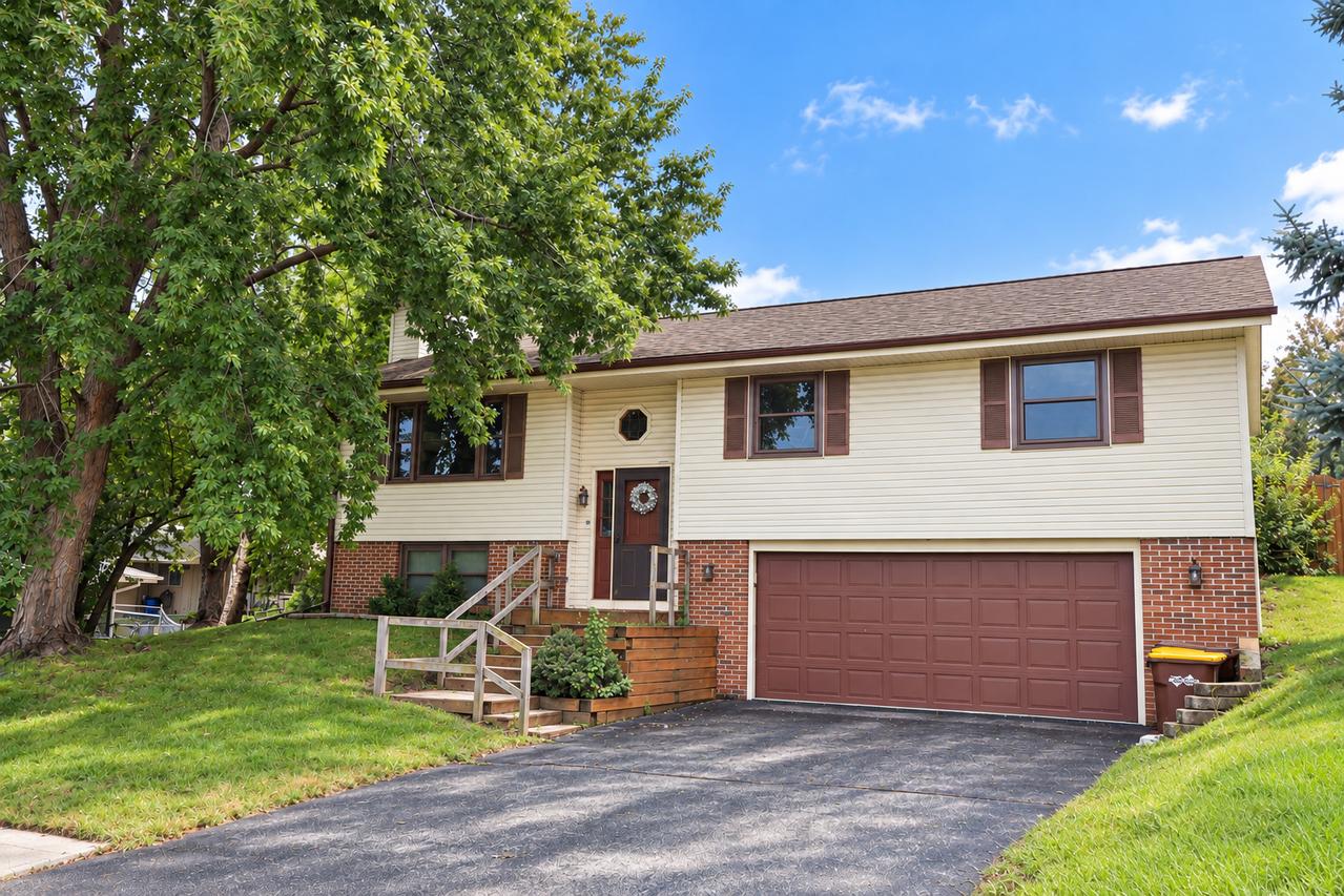 3819 Harwood Ln., Rockford, IL 61114