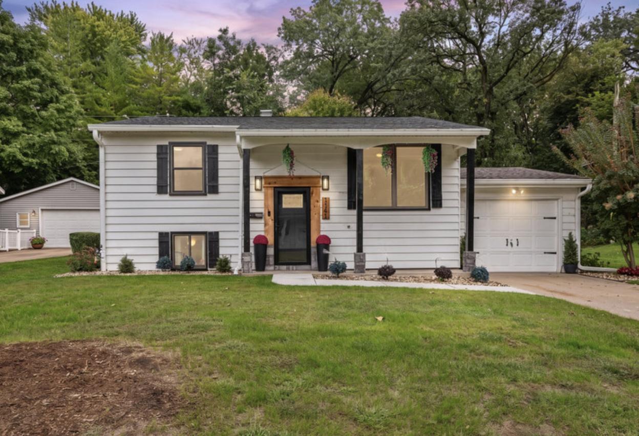 1141 6th St., Milan, IL 61264