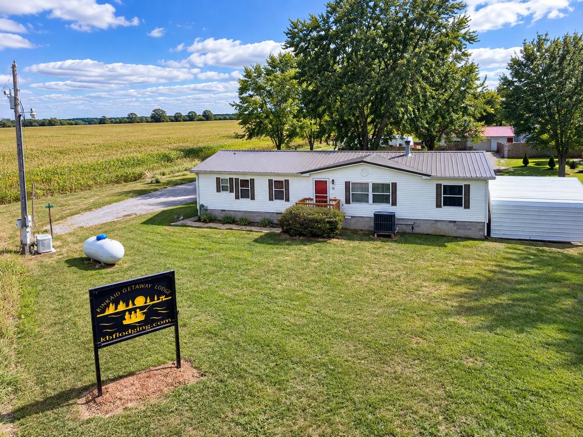 19 Barbeau Rd., Murphysboro, IL 62966