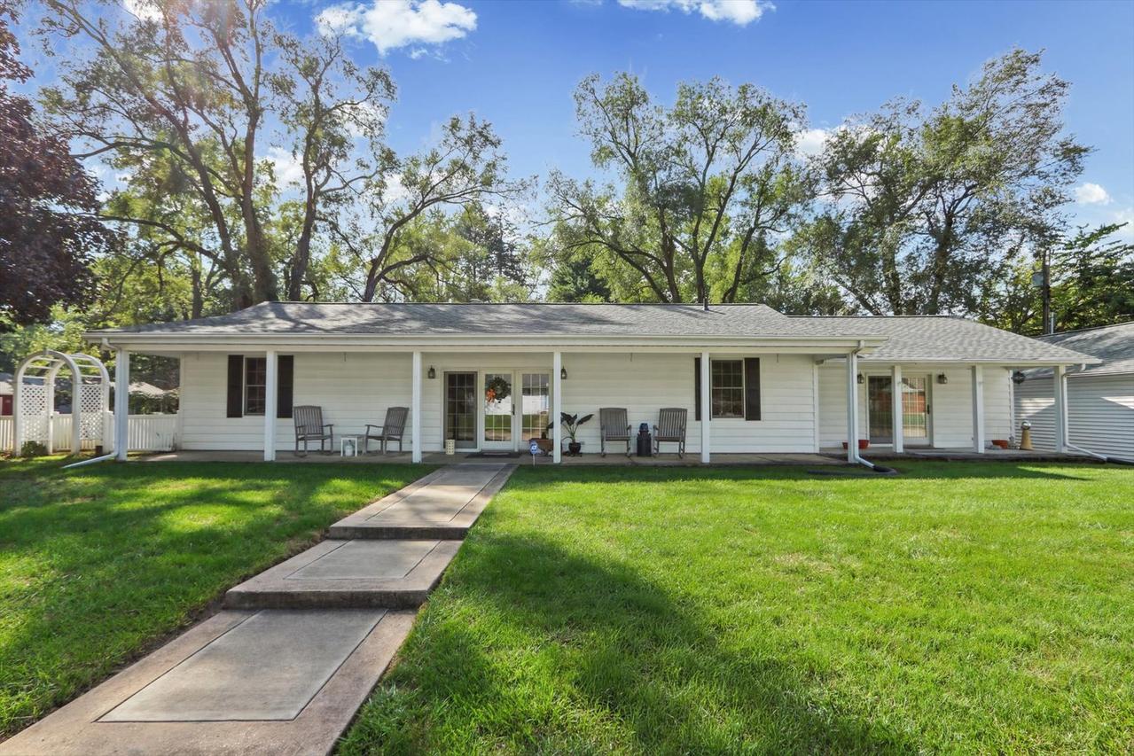 1701 Sangamon Dr., Champaign, IL 61821