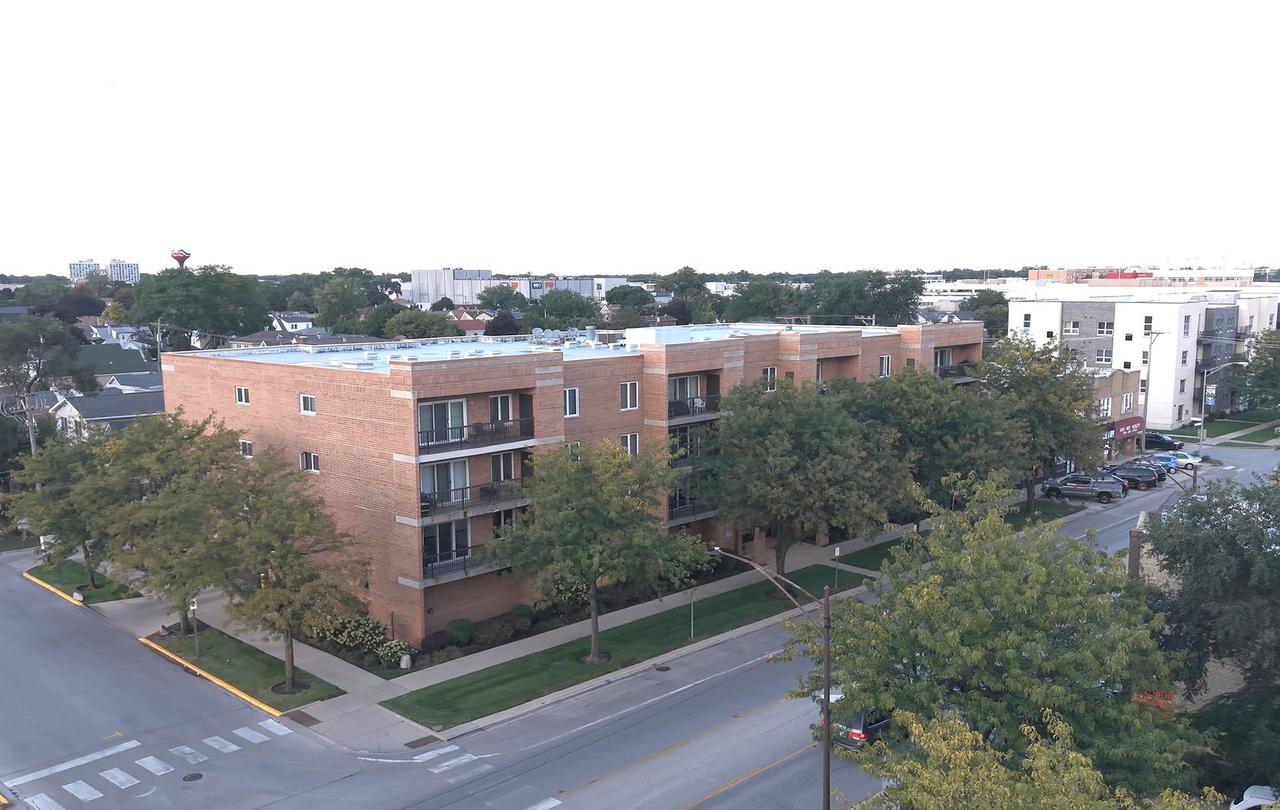 7414 W Irving Park Rd. #202, Norridge, IL 60706