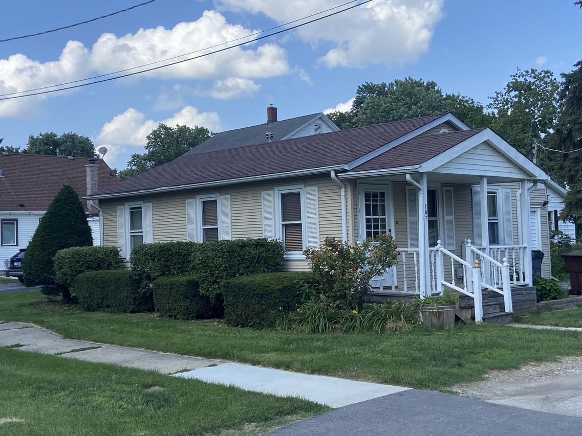 207 N Conrad St., Peotone, IL 60468