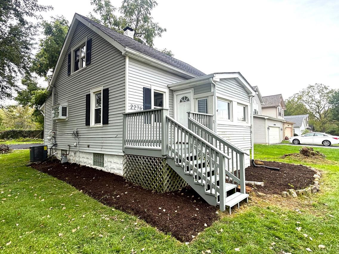 2276 Manchester Rd., Wheaton, IL 60187